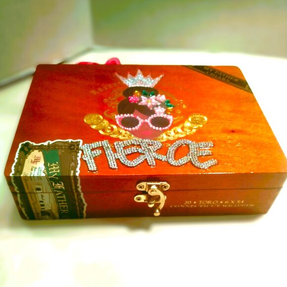 Suenos de Saundra Upcycled , MY FATHER Cigar Box Purse, - Picture 3 of 10